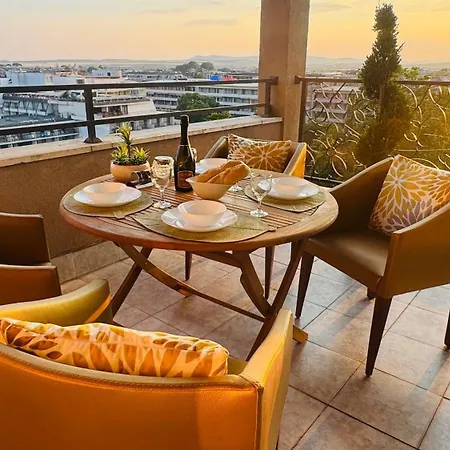 Apartment Luxury Sea View, 5star Barcelo On *